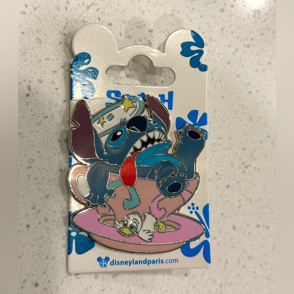 Disney Stitch trading pin